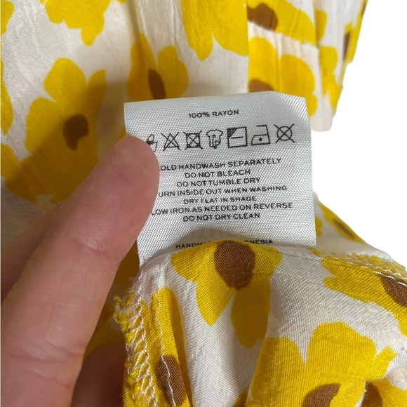 Faithful The Brand | La Belle Mini Dress in Yellow Daisy Floral S/US 4 - Picture 3 of 7